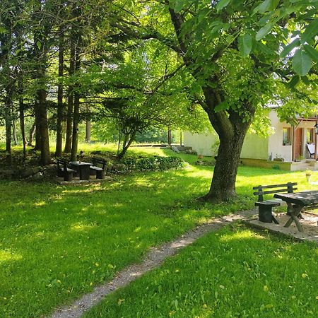 Stari mlin Hotell Korenica Exteriör bild