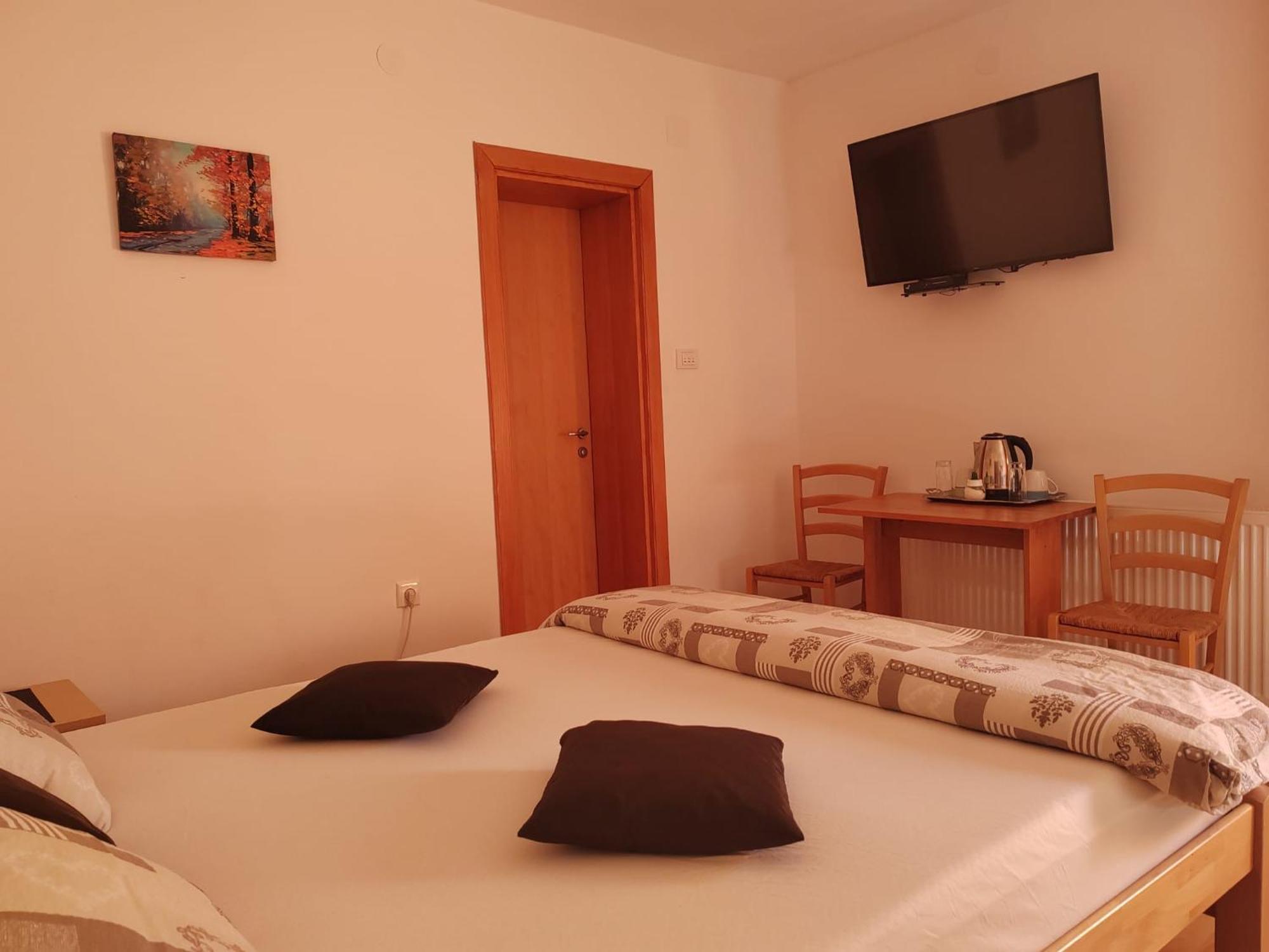 Stari mlin Hotell Korenica Exteriör bild