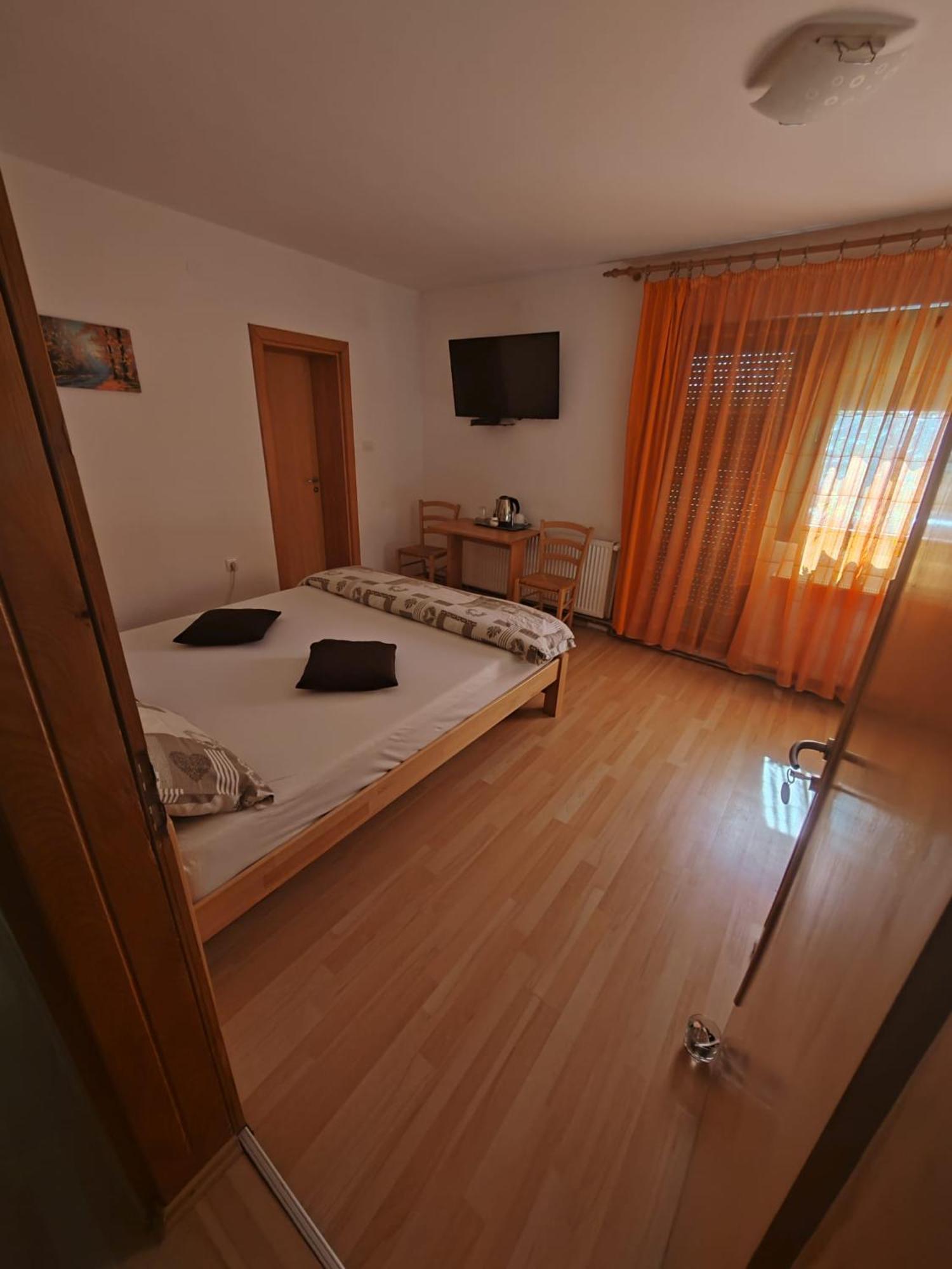 Stari mlin Hotell Korenica Exteriör bild
