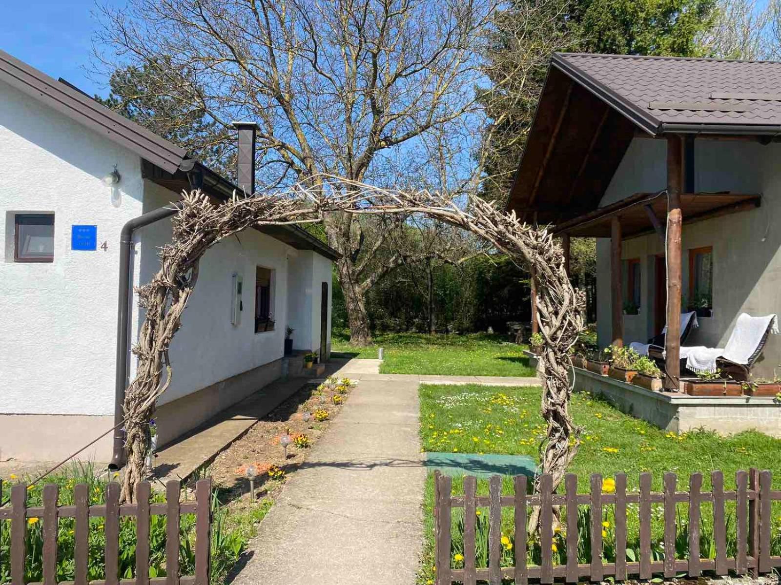 Stari mlin Hotell Korenica Exteriör bild