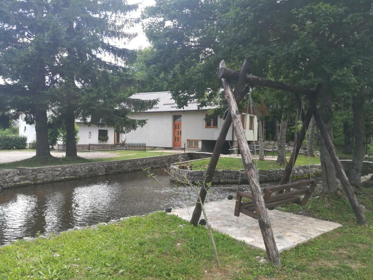 Stari mlin Hotell Korenica Exteriör bild