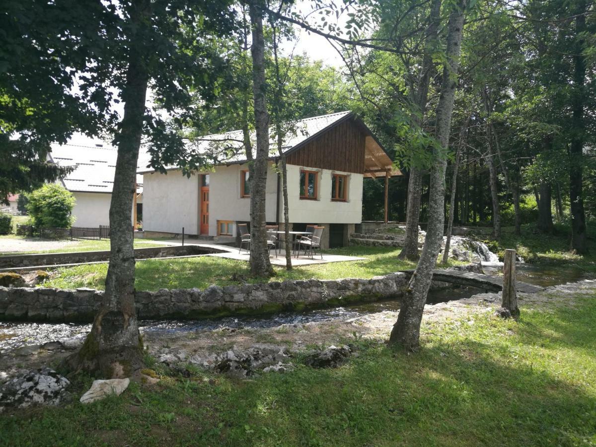 Stari mlin Hotell Korenica Exteriör bild